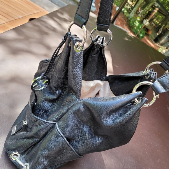 Michael kors pebble leather handbag - Picture 9 of 10